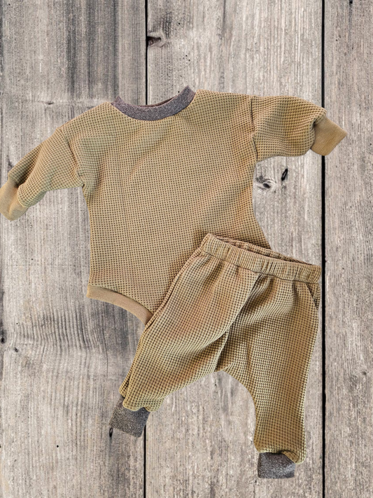 0-3m Sweater Romper + Harem Pants