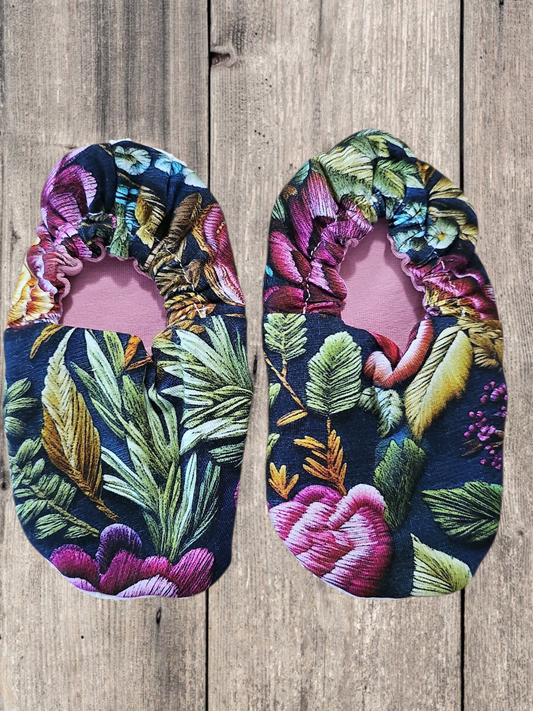 Size 11 Slipper Shoes